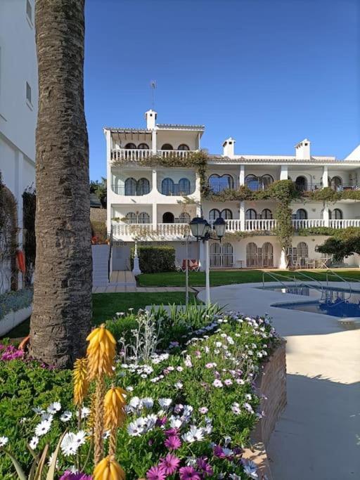 2Br+1Bthr Precioso Apartamento Con Vistas Al Mar 미하스 외부 사진
